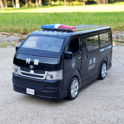 车模 特警面包车